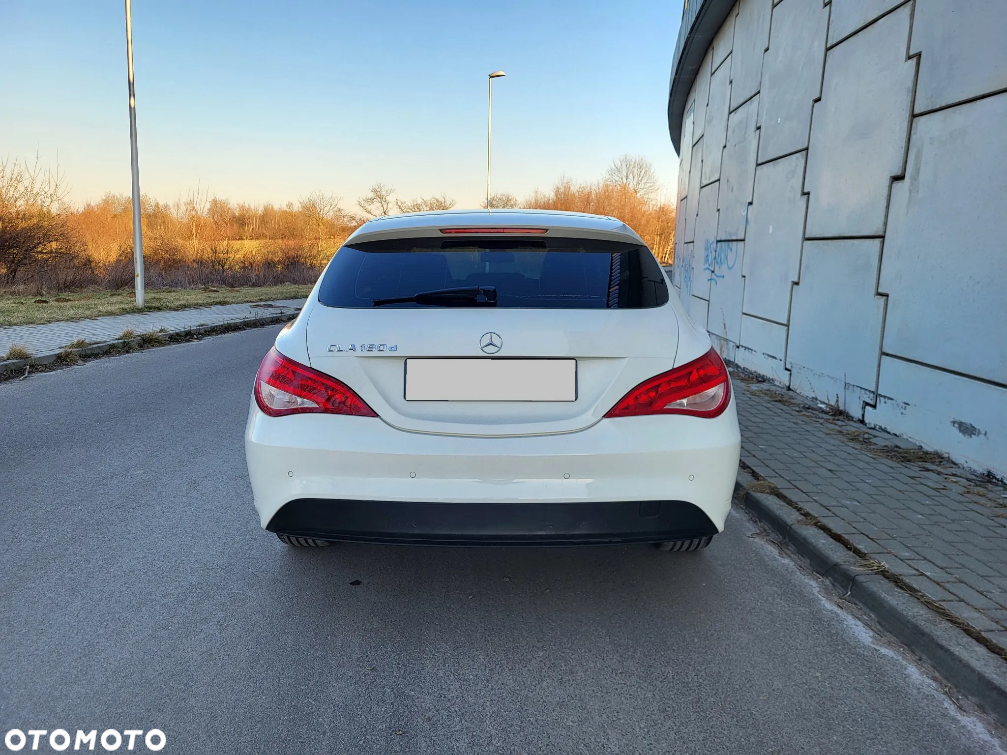 Mercedes-Benz CLA Shooting Brake 180 d - 5