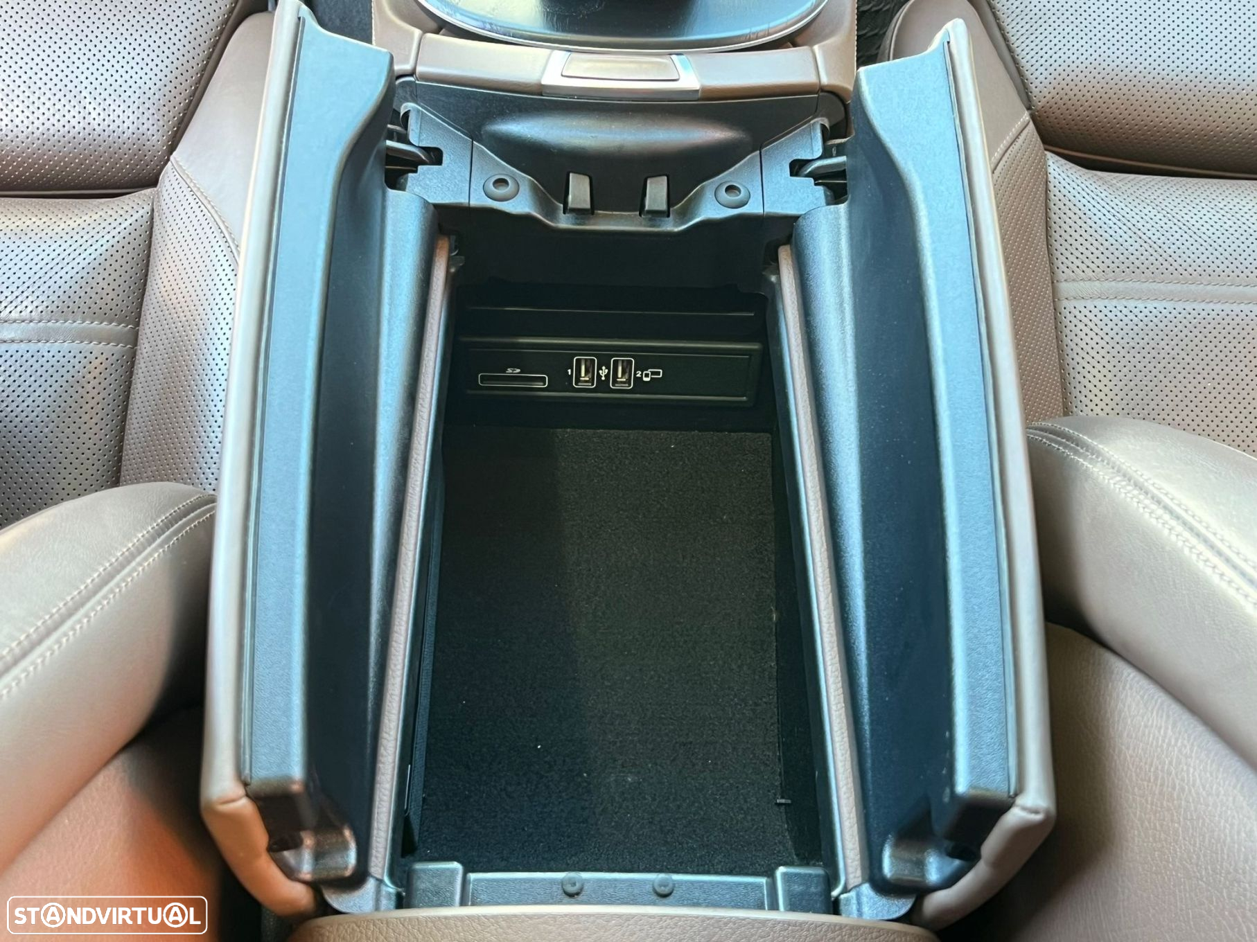 Mercedes-Benz E 63 AMG S 4-Matic+ - 18