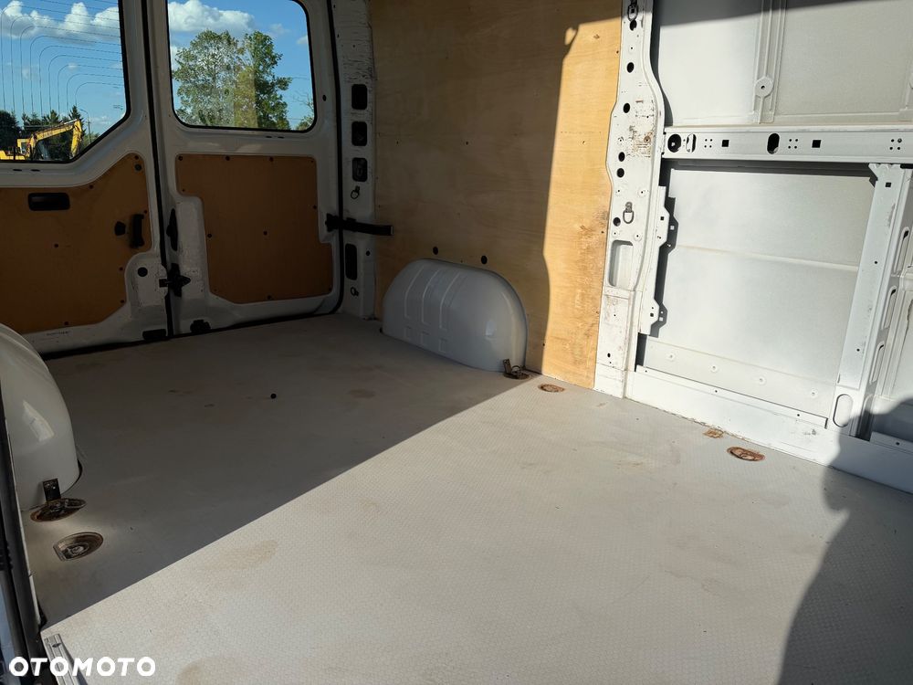 Renault MASTER KLIMA L2H2 bez ADBLU - 30