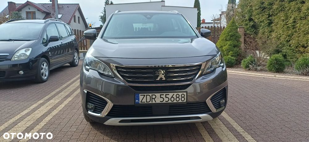 Peugeot 5008 1.2 PureTech Allure S&S EAT6 - 9