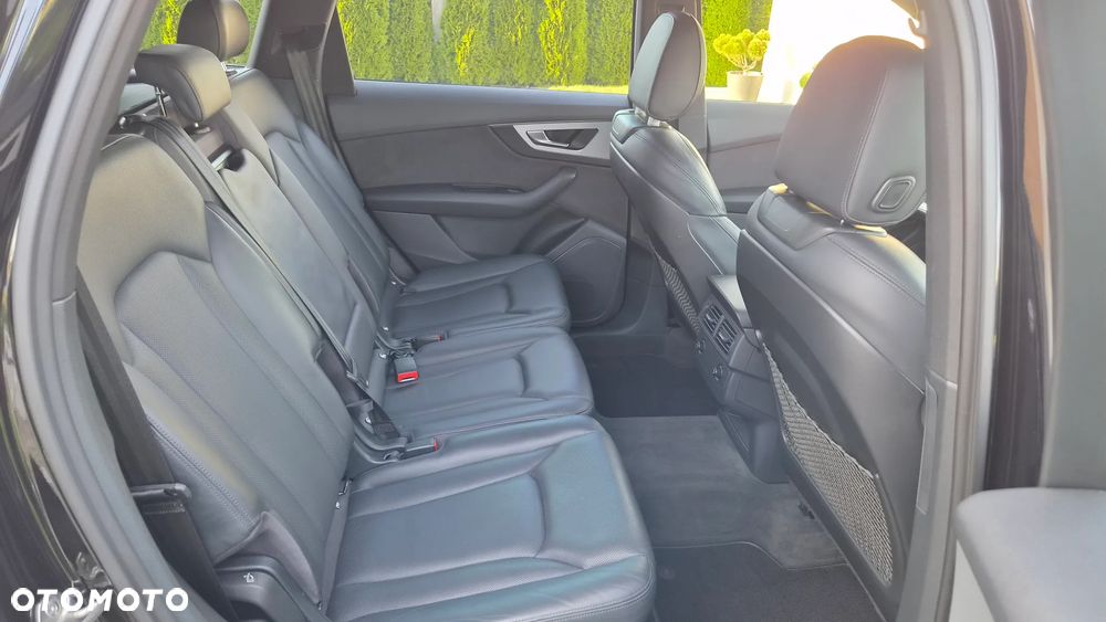 Audi Q7 - 19