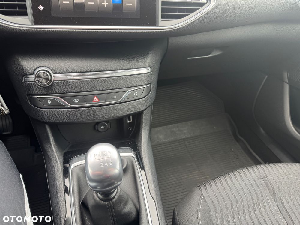 Peugeot 308 - 21