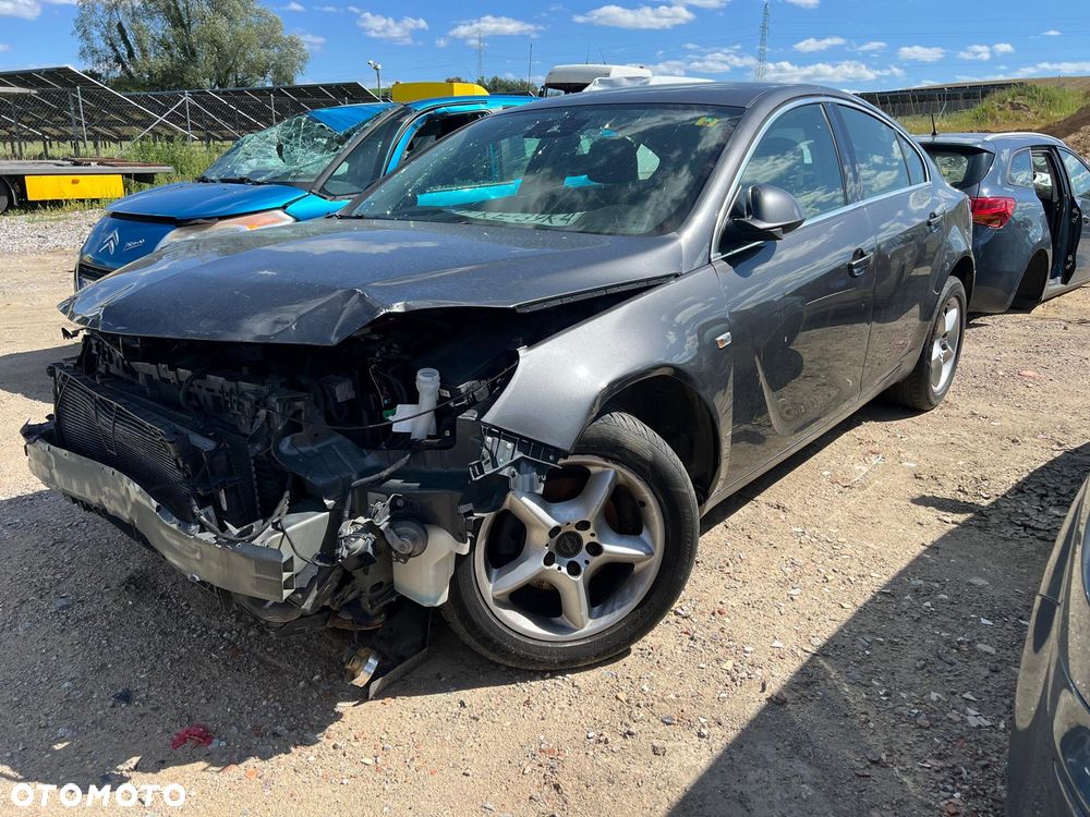 Opel Insignia A 2011 (Z177) części zderzak lampa deska silnik fotele drzwi błotnik klapa