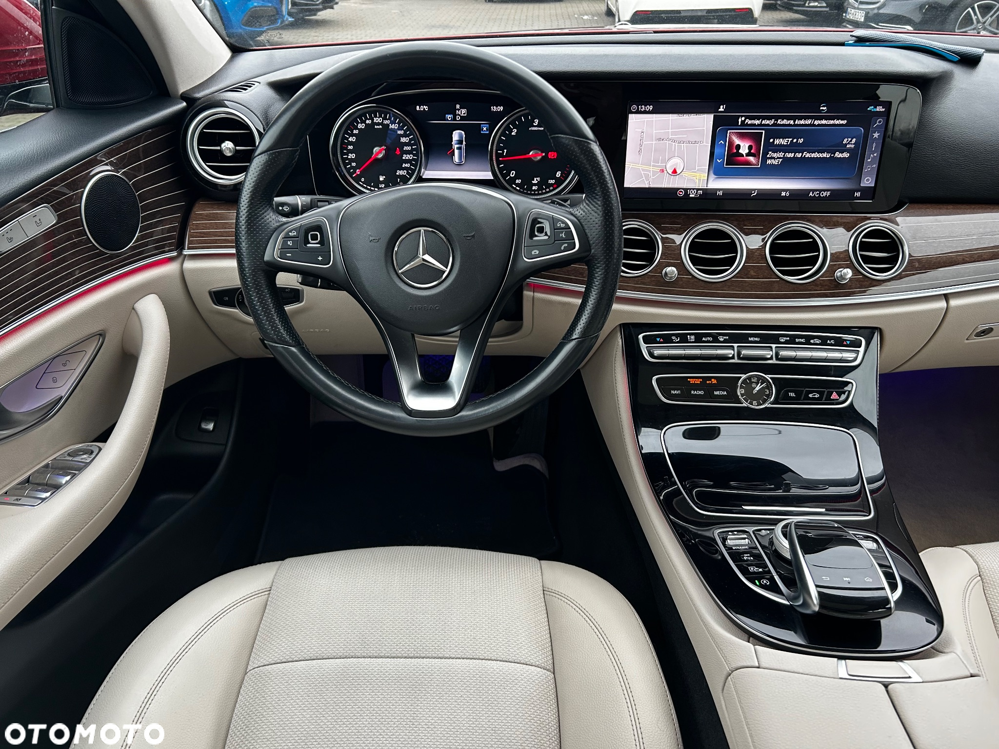 Mercedes-Benz Klasa E 220 d 4Matic 9G-TRONIC Avantgarde - 12