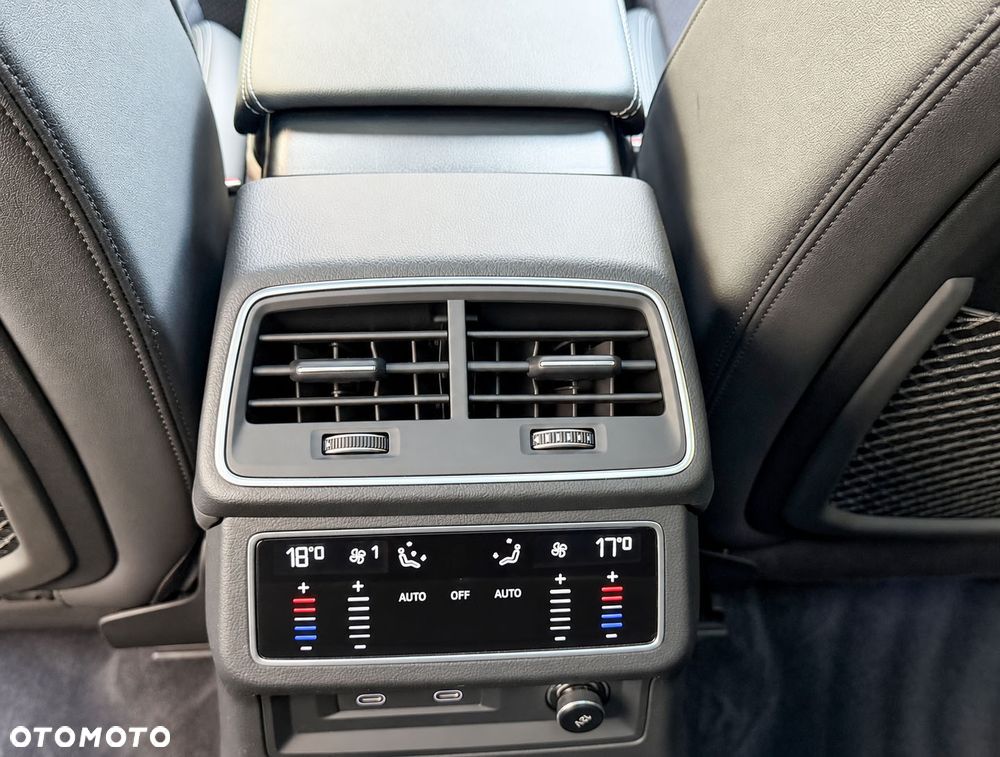 Audi A6 Avant 55 TFSI e Quattro Sport S tronic - 35