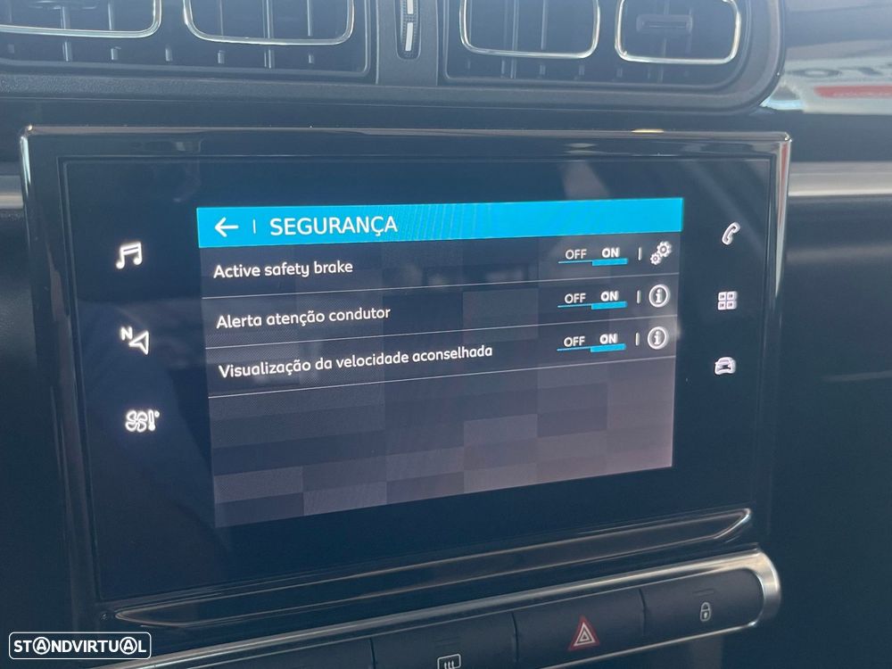 Citroën C3 1.2 PureTech Shine - 18