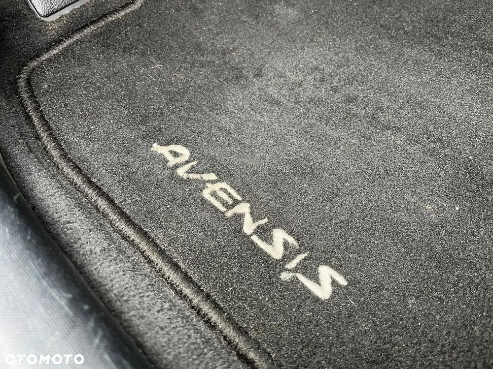 Toyota Avensis 2.0 D-4D Luna - 18