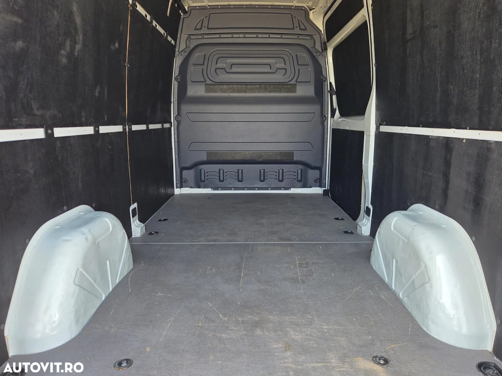 Mercedes-Benz New Sprinter L3H2 - 11