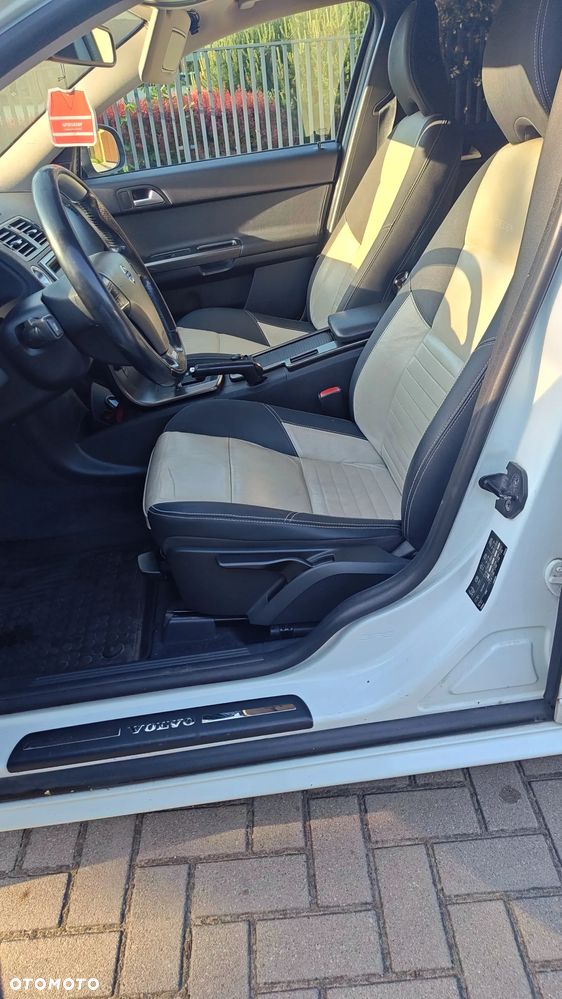Volvo V50 DPF D4 Geartronic RDesign - 17