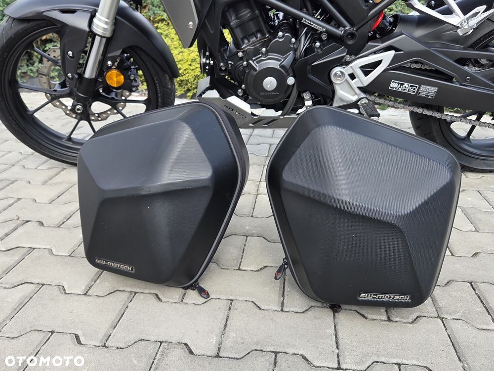 Honda CB - 8