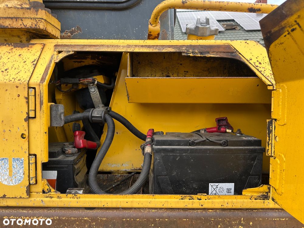 Komatsu D65PX-15E0 - 11