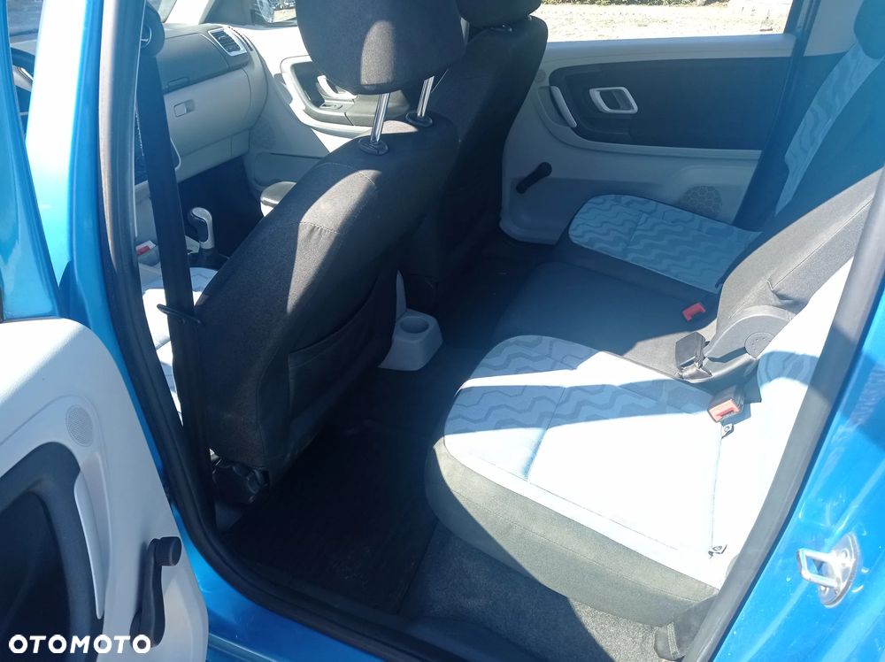 Skoda Roomster 1.6 16V Style - 8