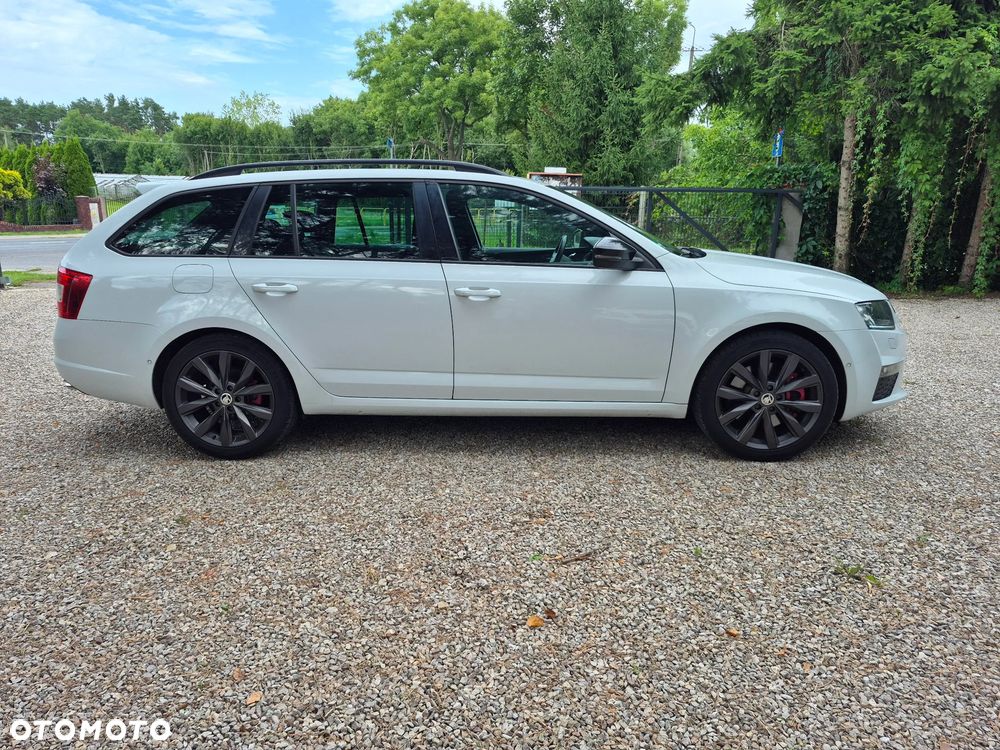 Skoda Octavia 2.0 TDI DSG RS - 3