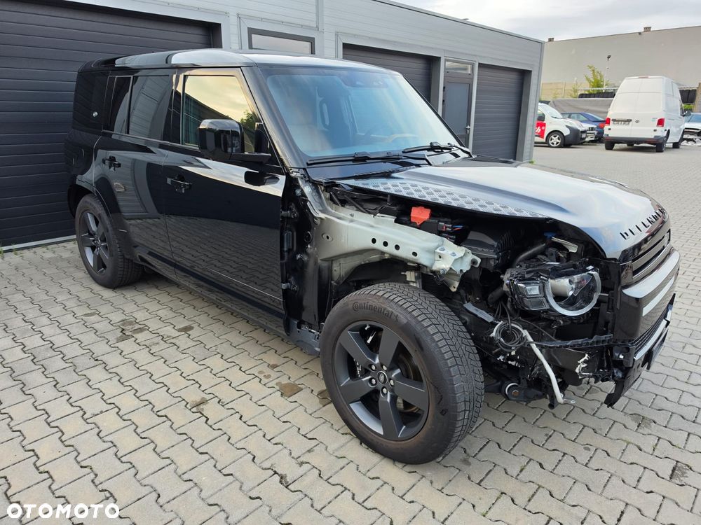 Land Rover Defender - 9
