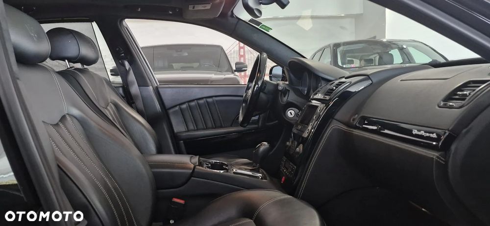 Maserati Quattroporte Standard - 10