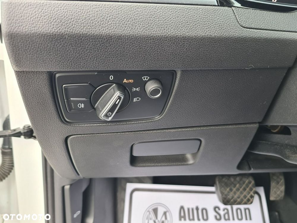 Volkswagen Passat - 26