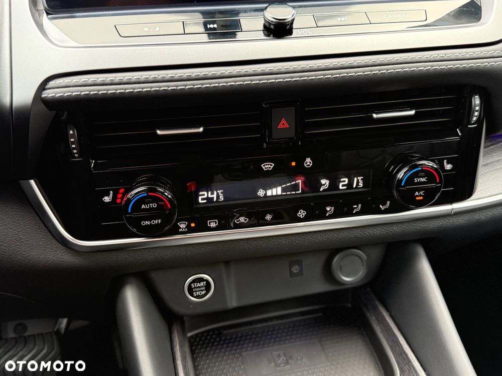 Nissan Qashqai 1.3 DIG-T MHEV Xtronic Tekna - 25