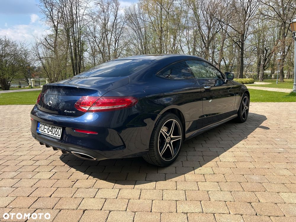 Mercedes-Benz Klasa C 200 4-Matic 9G-Tronic - 8