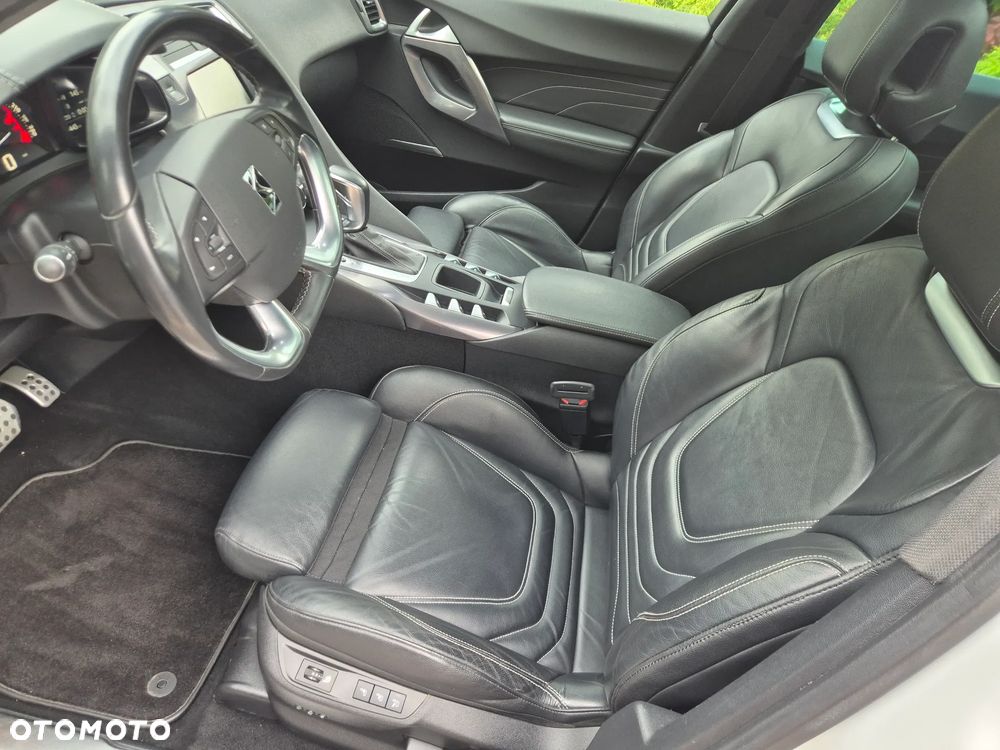 DS Automobiles DS 5 - 22