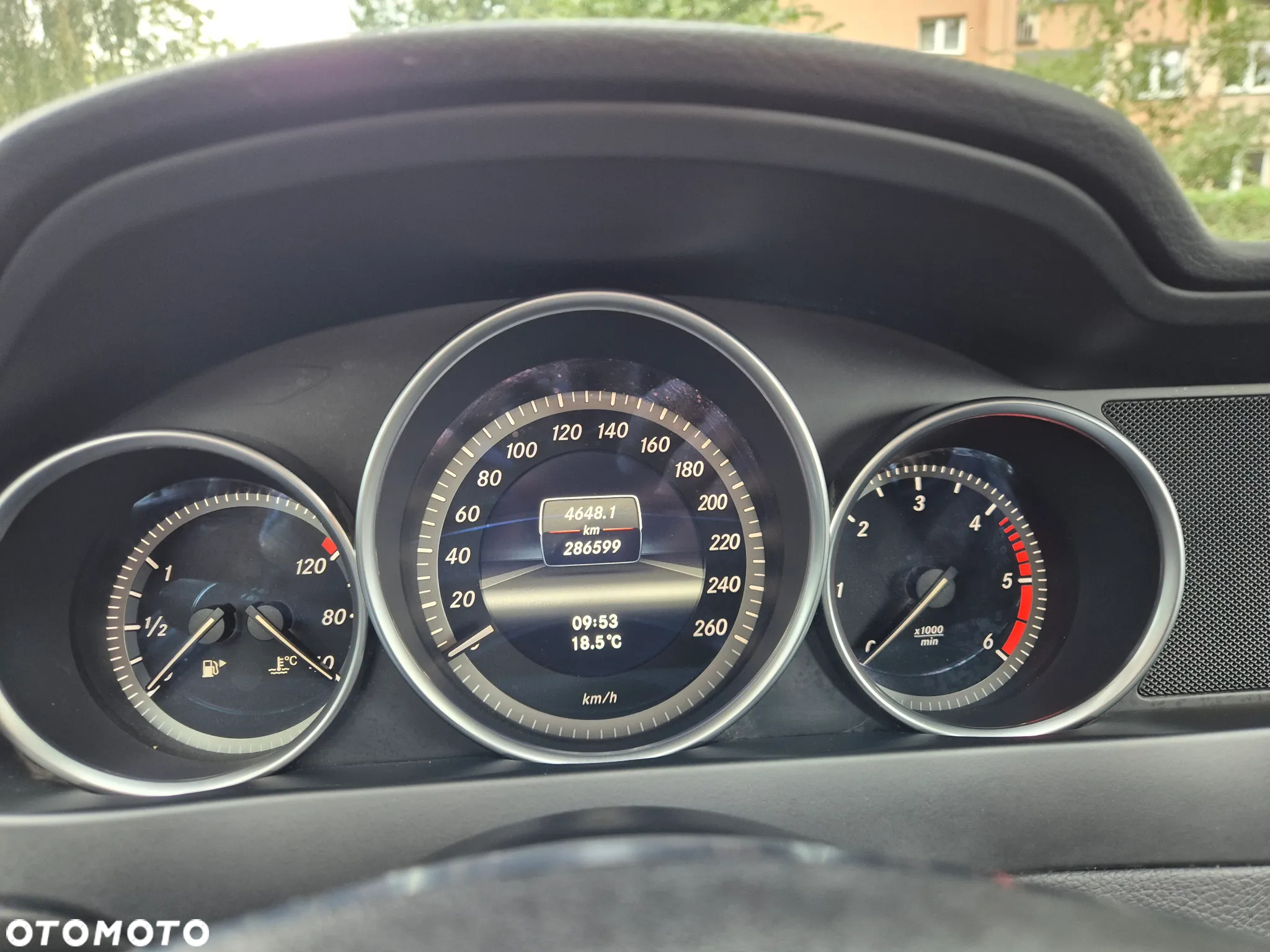 Mercedes-Benz Klasa C 200 CDI BlueEff Avantgarde - 17