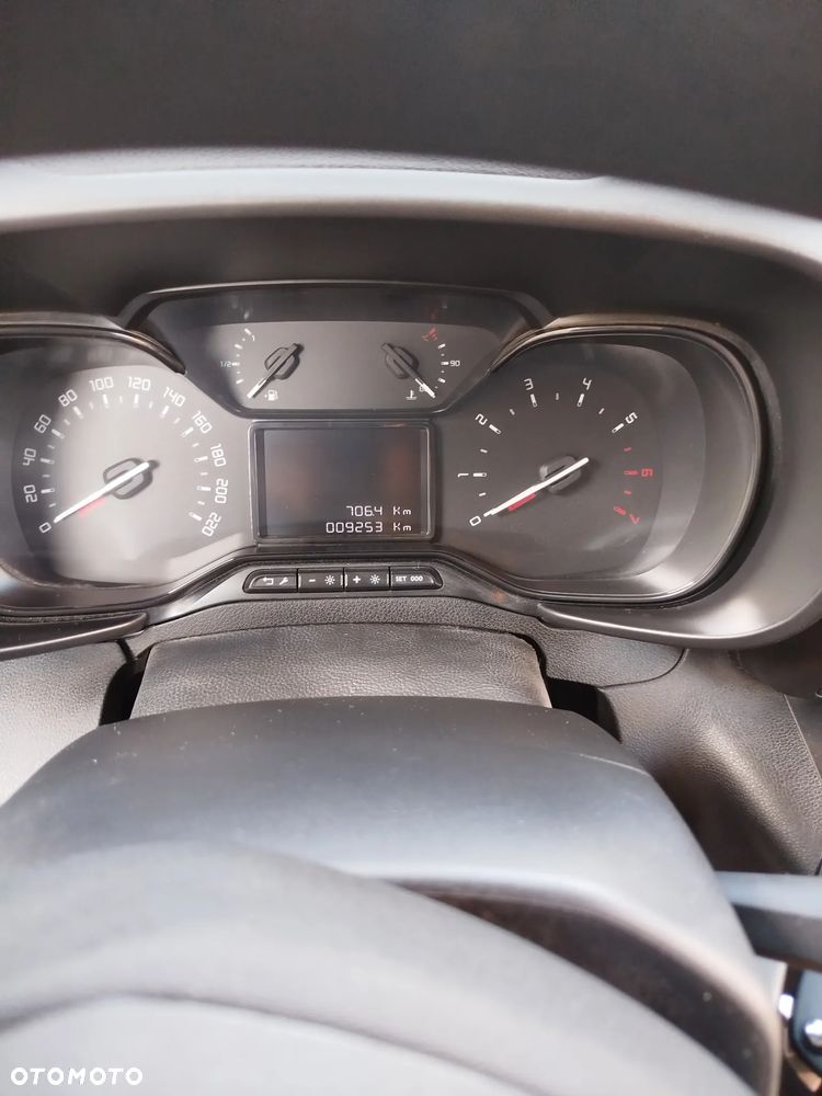 Toyota Proace City - 18
