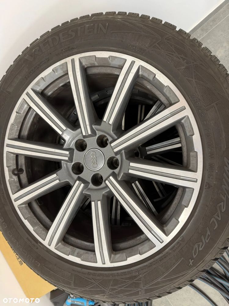 Audi Q7 - 17
