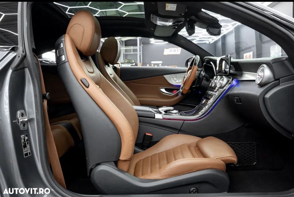 Mercedes-Benz C AMG 43 Coupe 4MATIC - 12