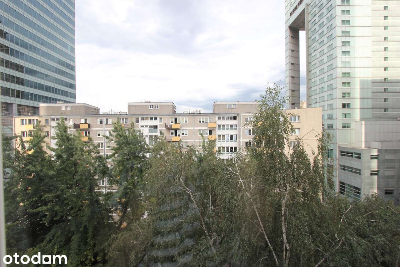 (M2) RONDO ONZ / SGH / UW / Politechnika / PKiN 47m2 3 pokoje i balkon