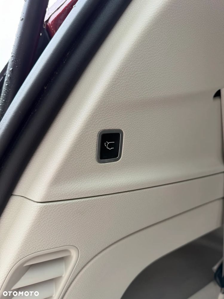 Chrysler Pacifica - 32