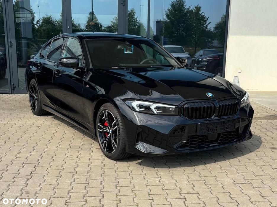 BMW Seria 3 320d xDrive mHEV M Sport - 3