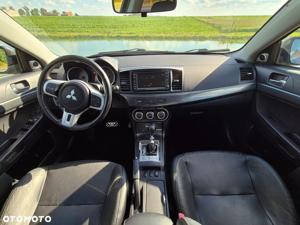 Mitsubishi Lancer 2.0 Ralliart GSR - 37