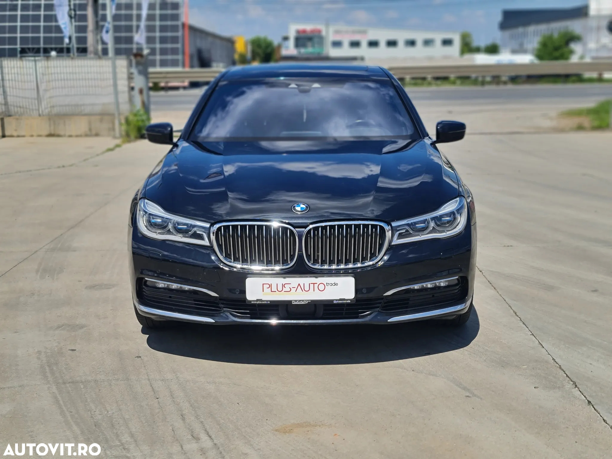 BMW Seria 7 740Li xDrive - 2