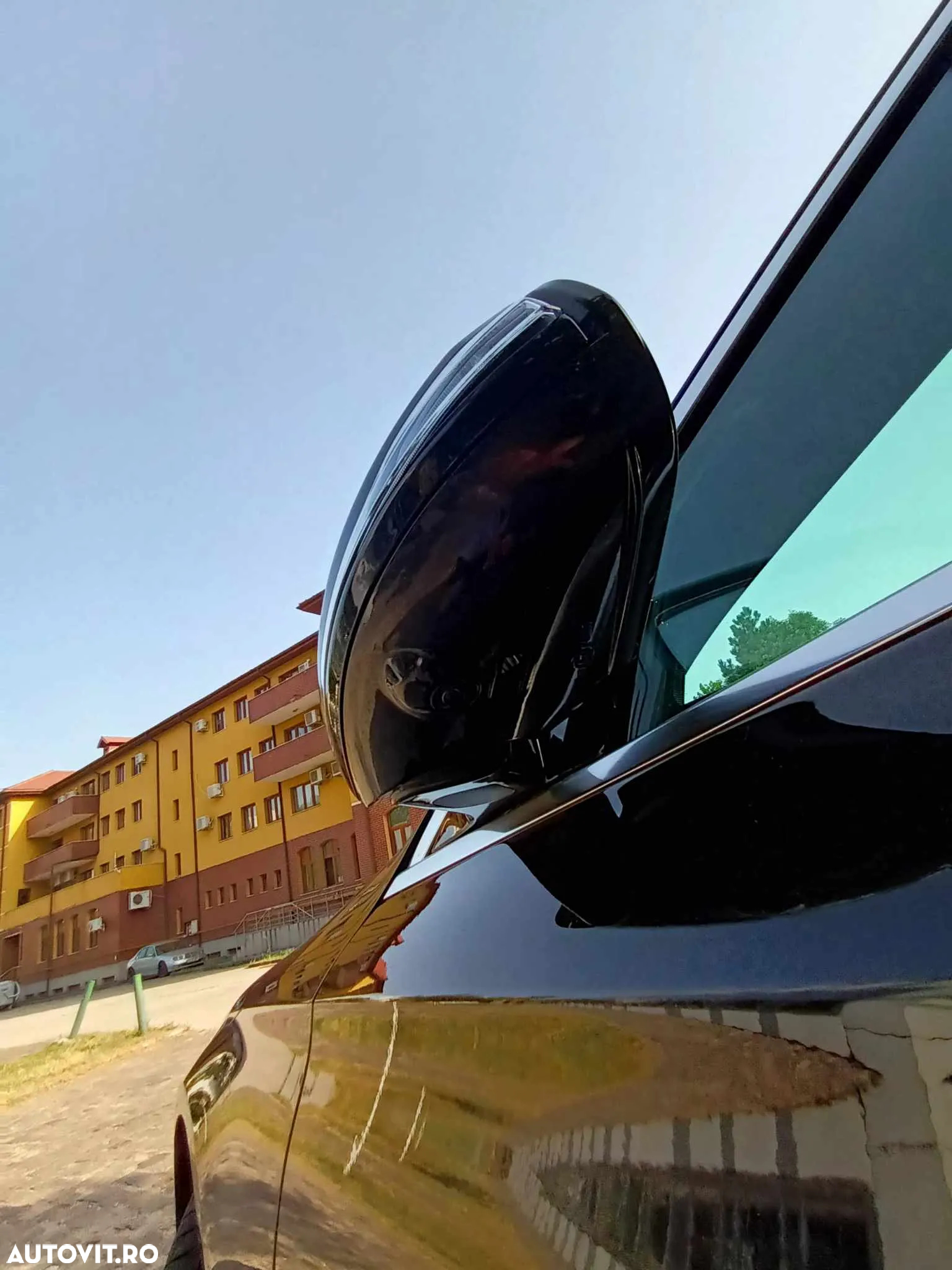 Mercedes-Benz E 220 d 9G-TRONIC AMG Line - 16
