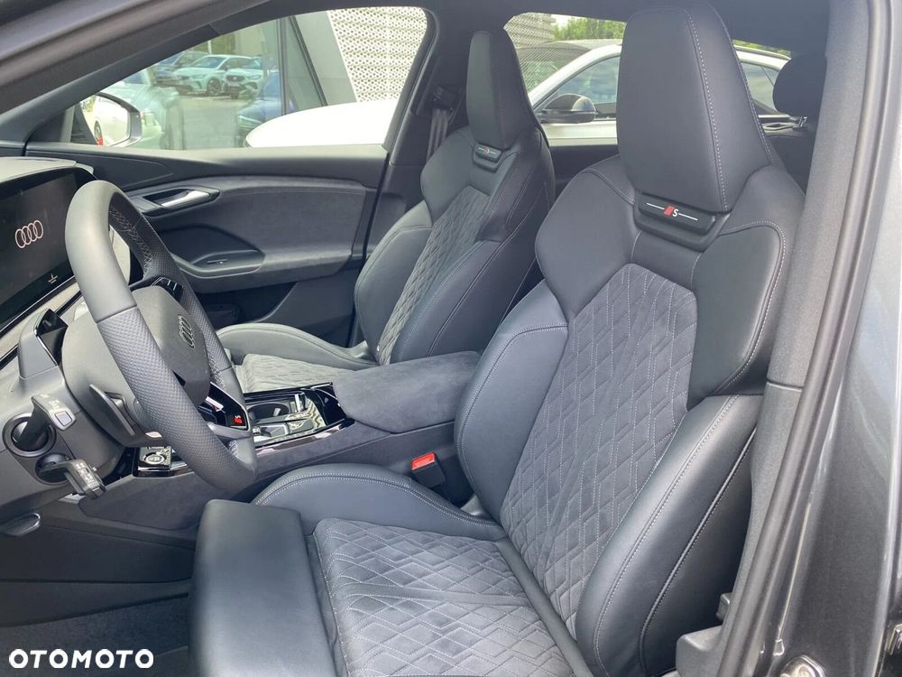 Audi Q6 e-tron - 7