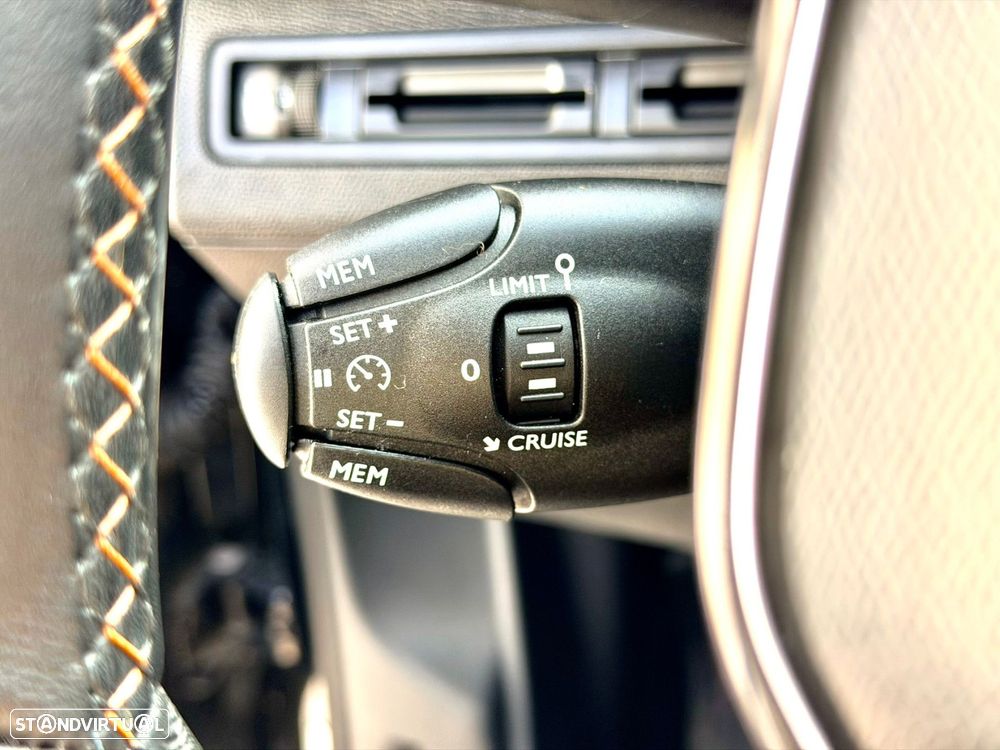 Peugeot 3008 1.2 PureTech Active - 20