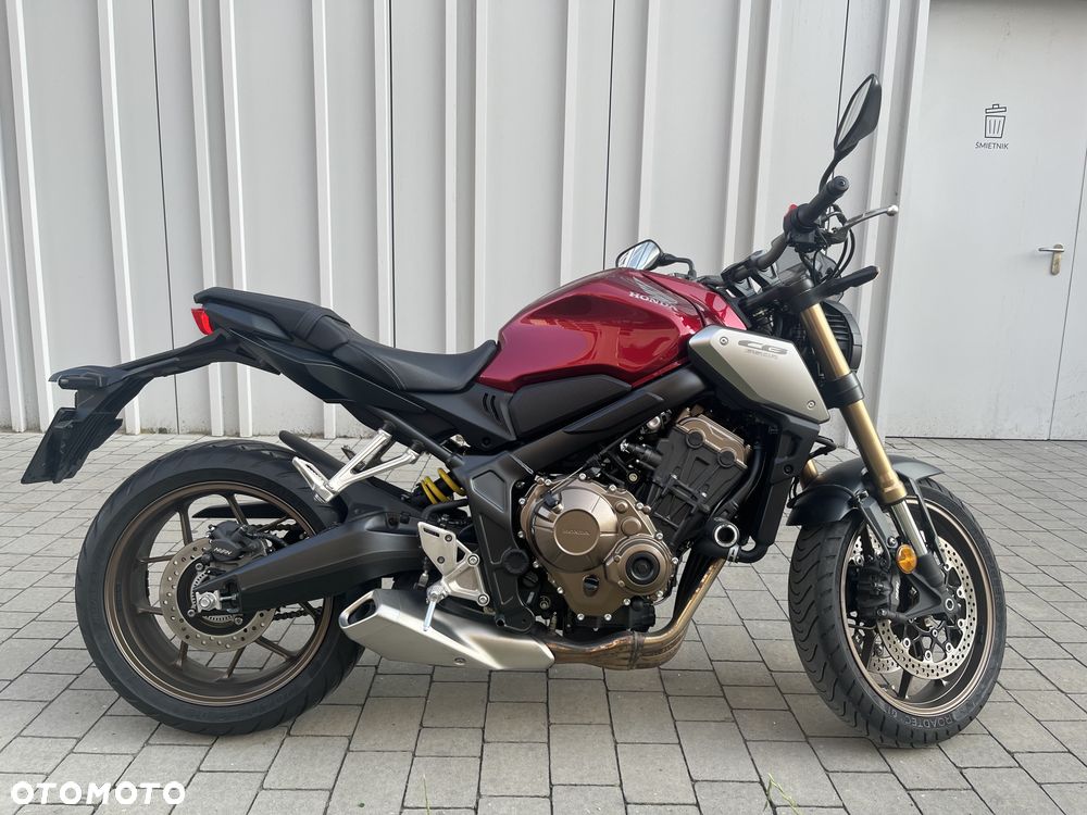 Honda CB - 2