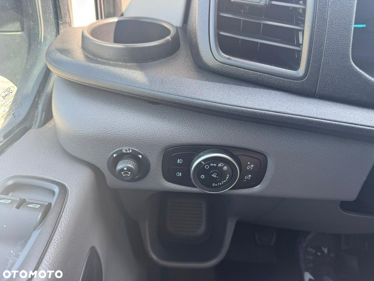 Ford Transit - 14