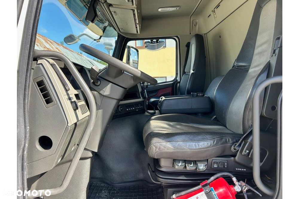 Volvo FM410 6X2*4 EURO6 - 15