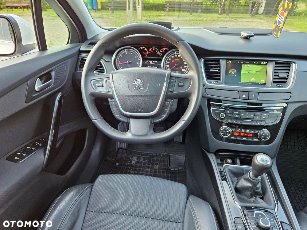 Peugeot 508 1.6 T Allure - 22