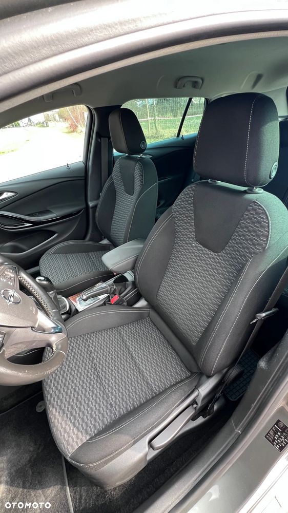 Opel Astra 1.4 Turbo Business - 21