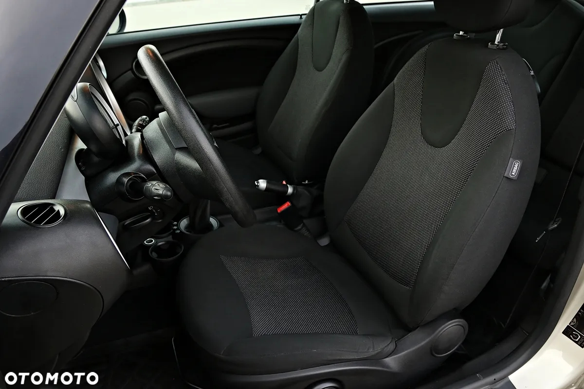 MINI Cooper D - 20