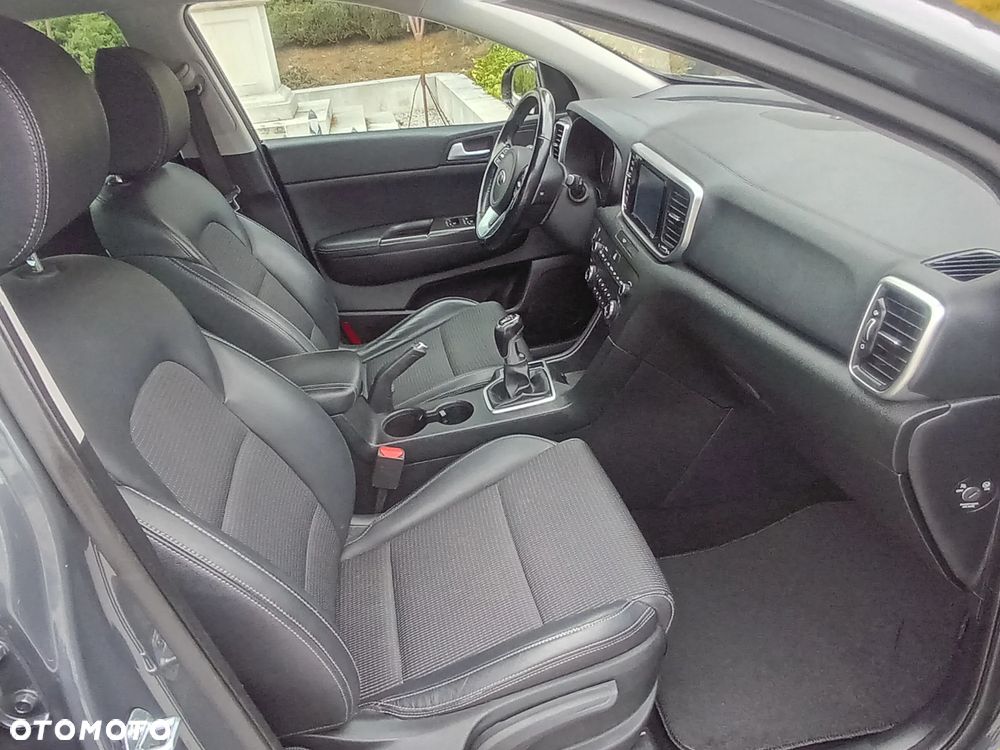 Kia Sportage - 27