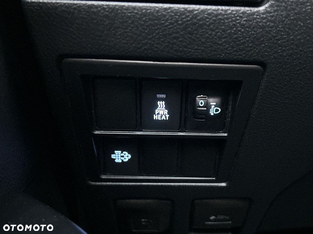 Toyota Hilux 2.4 D-4D Double Cab DLX 4x4 - 18