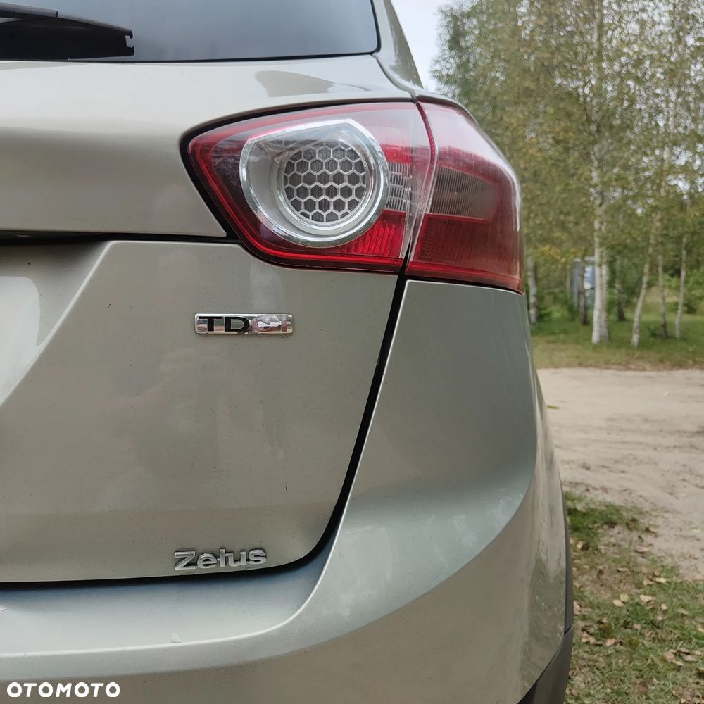 Ford Kuga - 9