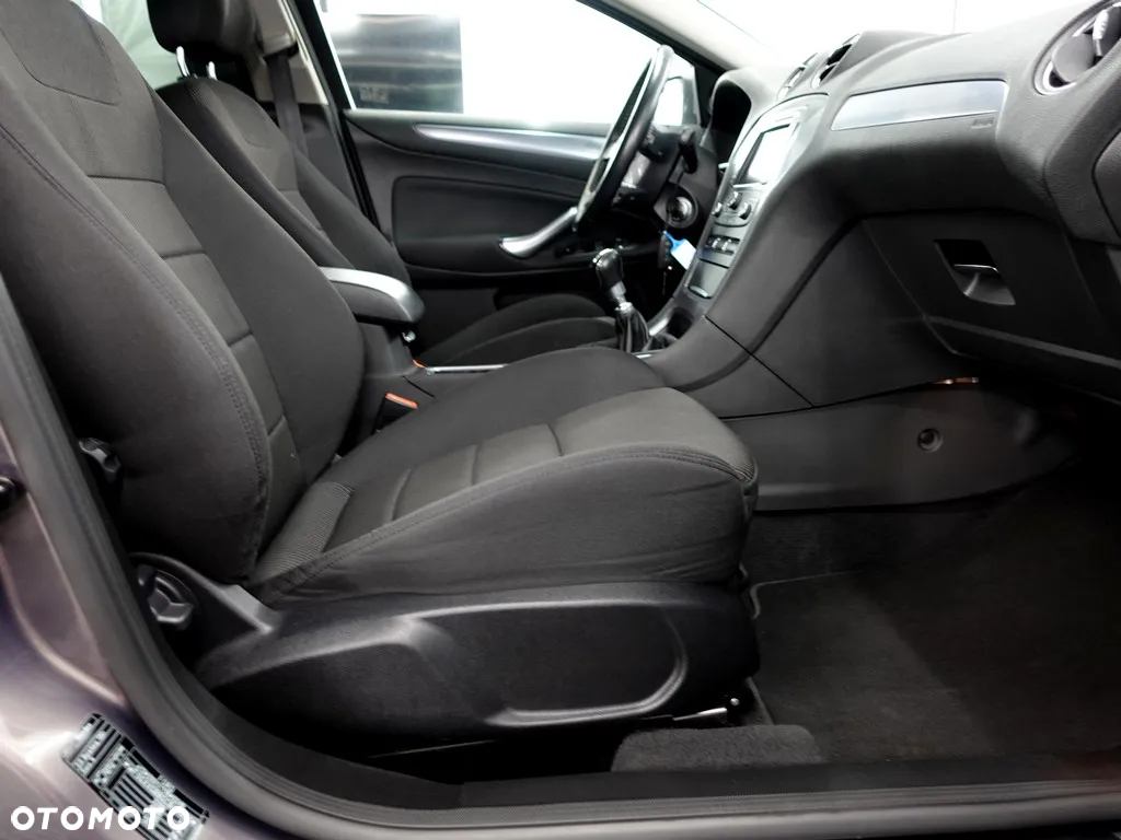 Ford Mondeo 2.0 TDCi Titanium - 15