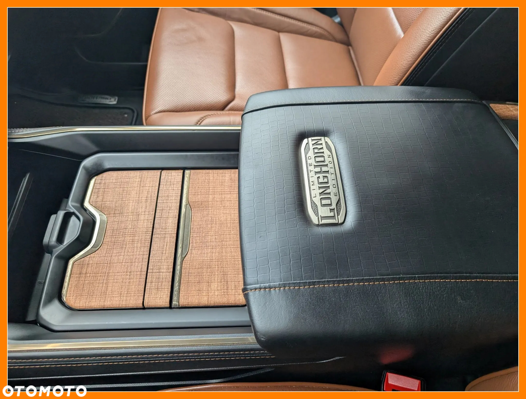 RAM 1500 Crew Cab Longhorn - 25