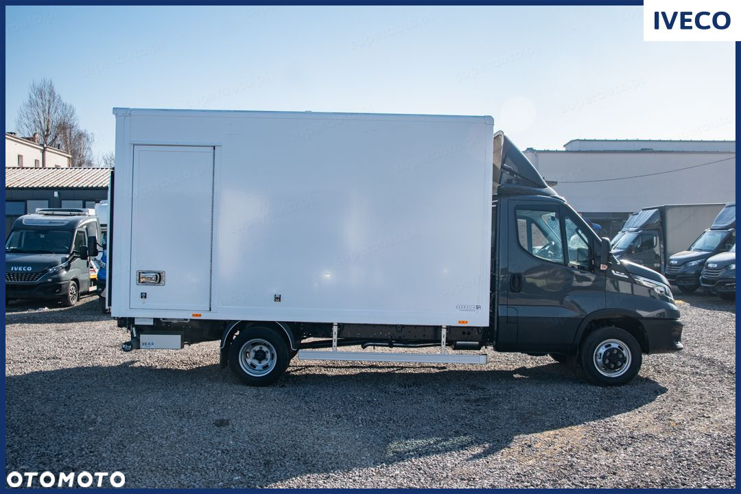 Iveco Daily 50C18 Hi-Matic Kontener 8EP + Winda 3.0 180KM - 4