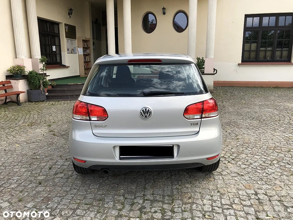 Volkswagen Golf 1.6 TDI DPF Comfortline - 6