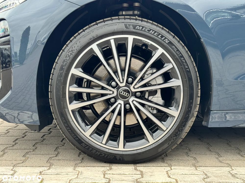Audi A6 Sportback e-tron - 11