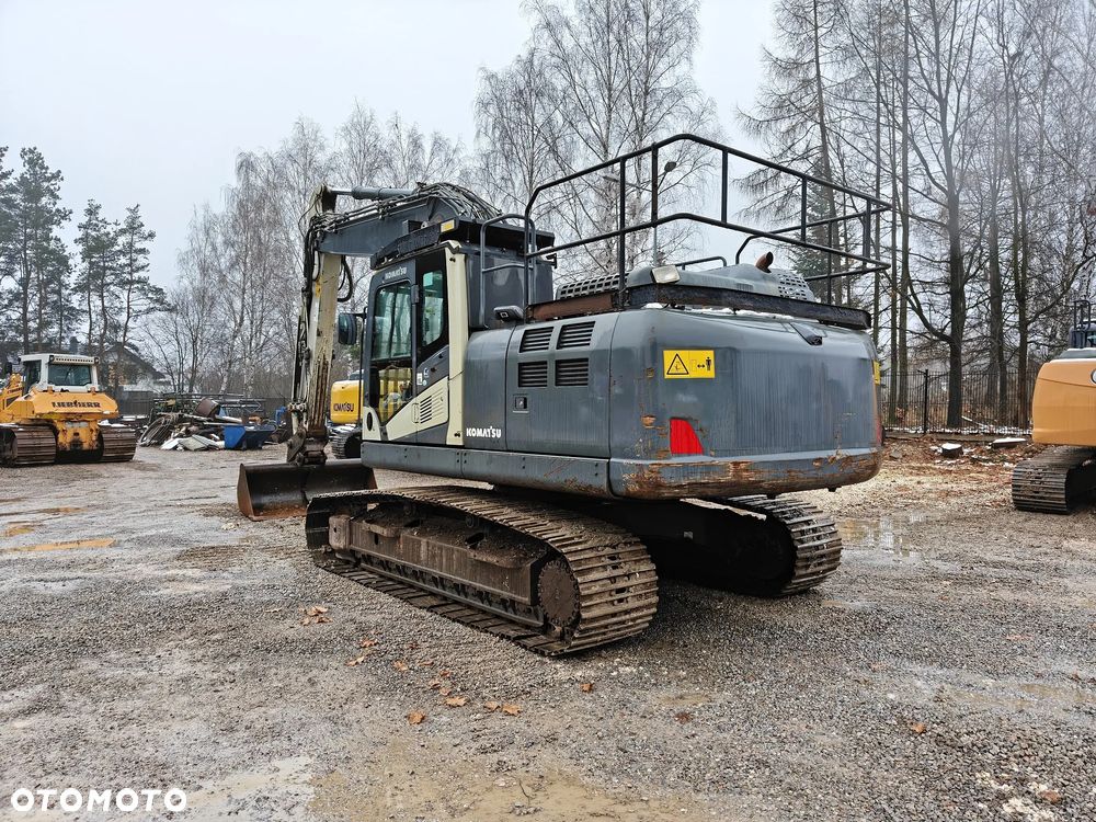 Komatsu PC210LC-11 - 3